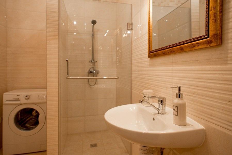 Lviv Hollidays Galytska Appartement Buitenkant foto