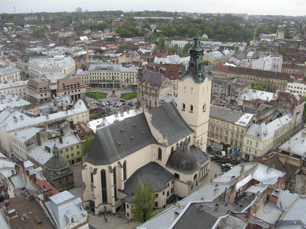 Lviv Hollidays Galytska Appartement Buitenkant foto